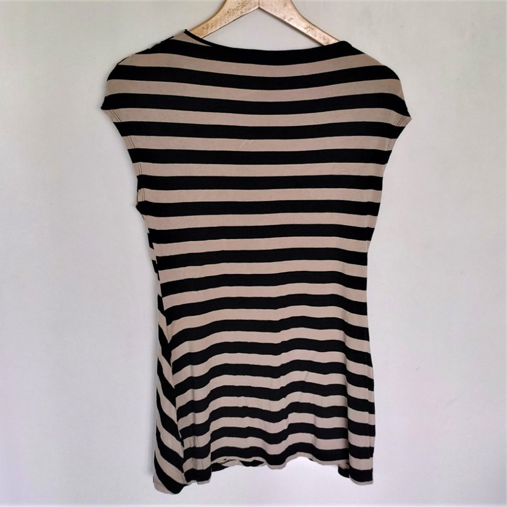 Marks & Spencer striped beige and black sleeveless top - Picture 4 of 5